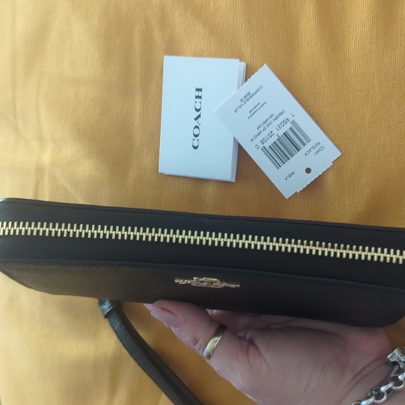 BRAND NEW COACH LONG ZIP AROUND CROSSGRAIN LEATHER WRISTLET/ WALLET WITH STRAP - Picture 5 of 9